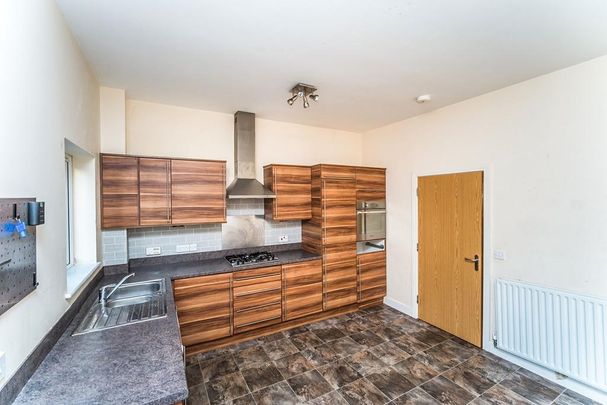 3 bedroom terraced house to rent - Photo 1