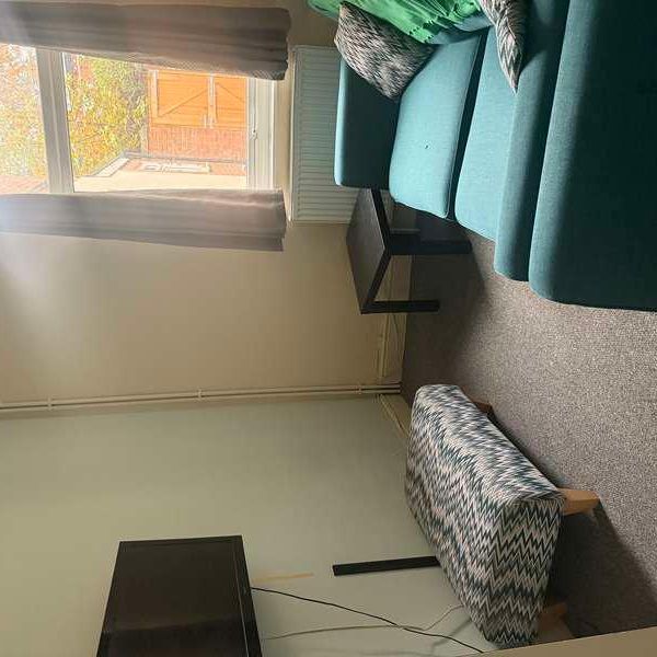 Newstead Grove: Rooms Student / Professional, NG7 - Photo 1