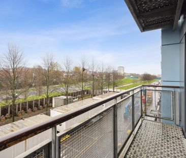 2 bedroom flat to rent - Photo 3