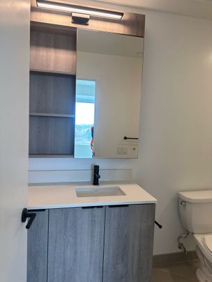 For Lease - 2495 Eglinton Avenue Unit# 404, Mississauga, Ontario - Photo 1