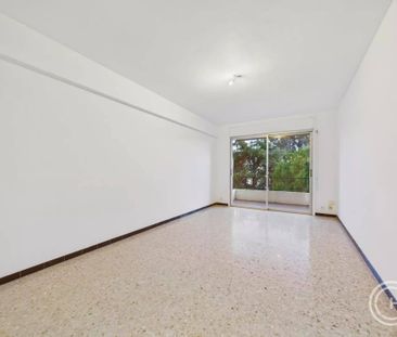 2 PIECES VIDE - 23 AV GALLIN - NICE BORRIGLIONE - Photo 2