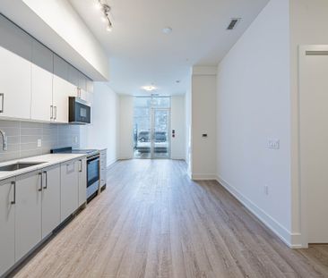 For Lease - 2075 King Road Unit# 119, King, Ontario - Photo 6