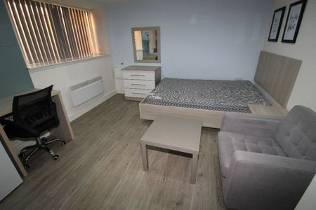 Winckley Square, Flat 09, PRESTON, Lancashire PR1 3JQ - Photo 2