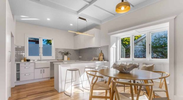 Fresh, Modern & Move-In Ready! - Photo 1