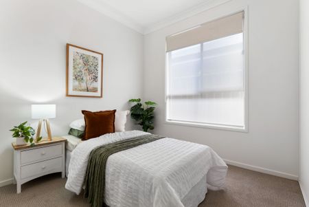 Modern Family Living by the Lake - Style, Space & Comfort in Virginia! - Photo 4