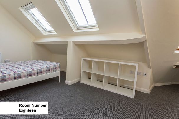 1 Bed Student Accommodation - Photo 1