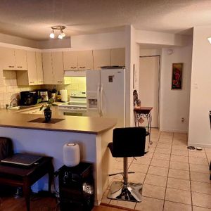 5 1/2 à louer 50 ans et plus - Photo 2