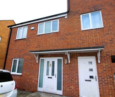 Swarcliffe Approach, LS14 - Photo 1