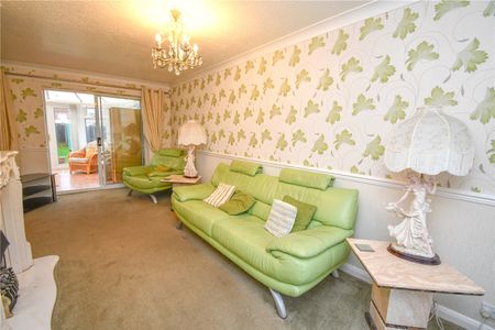 Maple Avenue, CH66 3QU, Ellesmere Port - Photo 4