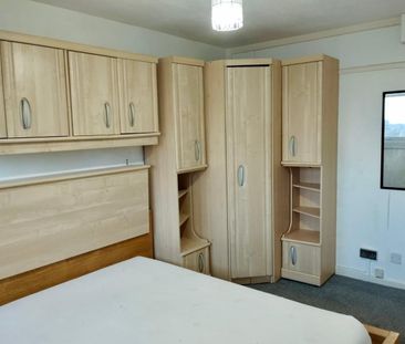 3 Bed Flat, Kendal Tower, B17 - Photo 3