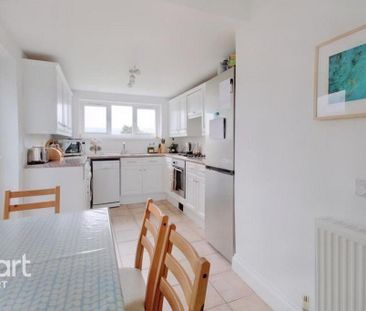 2 bedroom semi-detached house to rent - Photo 4