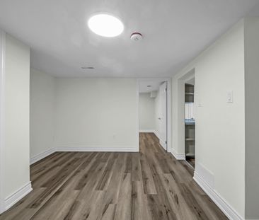 For Lease - 15 Killamarsh Drive Unit# 03, Toronto, Ontario - Photo 2