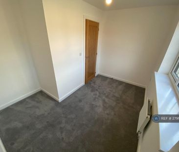 3 bedroom detached house to rent - Photo 3