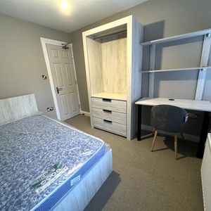 2 bedroom property to rent - Photo 2