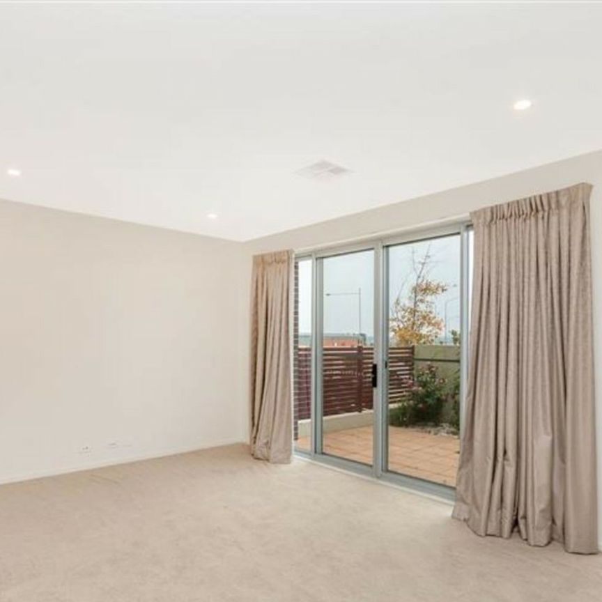28/11 Clingan Street, Wright ACT, Belconnen - Photo 1