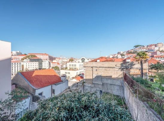 Escadinhas da Saúde, Lisbon, Lisbon 1100-584 - Photo 1