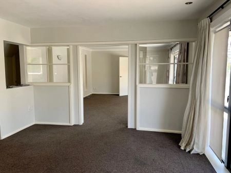 Somerfield, 5 bedrooms - Photo 2