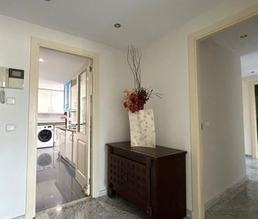 Apartamento 3 dormitorios en alquiler en Bahía de Marbella - Photo 2
