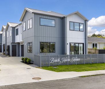 Luxury and Brand New 3-bedroom & 2 Bathroom Home - Photo 4