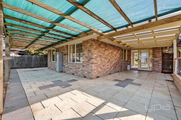 3 BEDROOM HOME - Photo 1