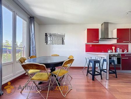 Location Appartement 4 pièces 76 m2 à Reims - Photo 2