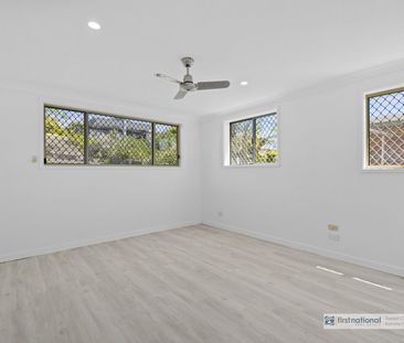 Stunning Ocean Views & Spacious Family Living - Photo 5