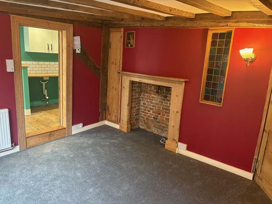 2 bedroom maisonette to rent - Photo 1