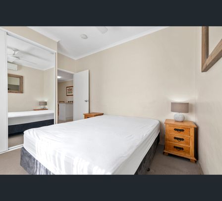 1/163 Buchan Street, Bungalow, Qld 4870 - Photo 1