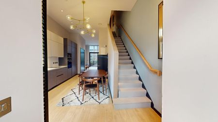 Two Bed Duplex Townhouse @ Opus, 6 Hanover Quay, Grand Canal Dock, Dublin 2 - Photo 3