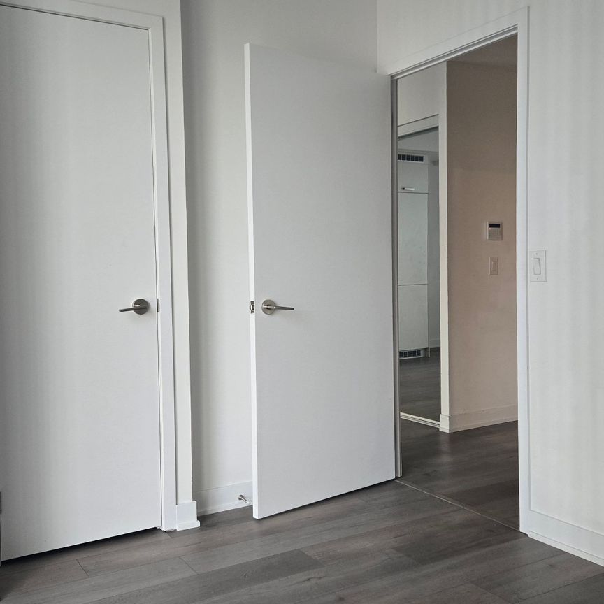 For Lease - 10 Honeycrisp Crescent Unit# 603, Vaughan, Ontario - Photo 1