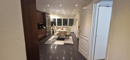 Nämndemannavägen, Norsborg - Foto 2