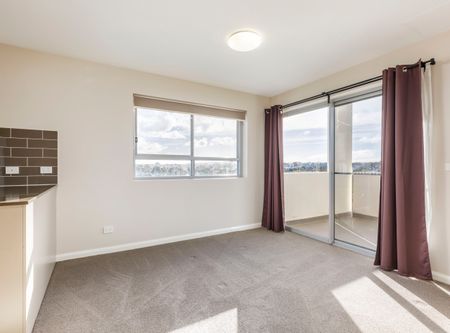 Apartment living where everything is at your doorstep - Photo 5