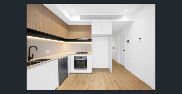 Modern One-Bedroom Apartment with Parking | Prime West Ryde Location - Photo 1