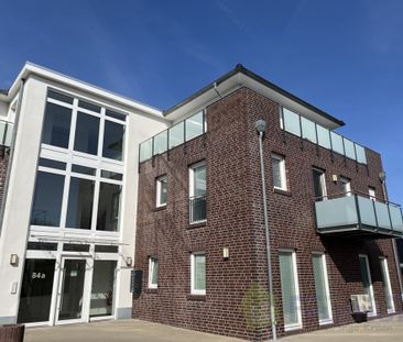 Aufgepasst: Neuwertige 3-Zimmer-Wohnung mit Balkon in zentraler Lag... - Photo 1
