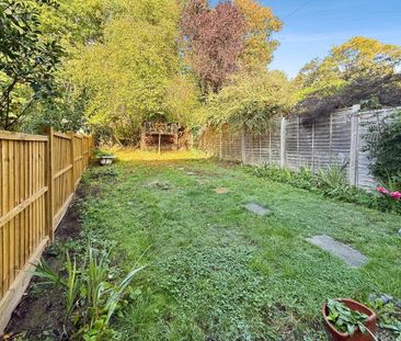 3 bedroom terraced house to rent - Photo 6