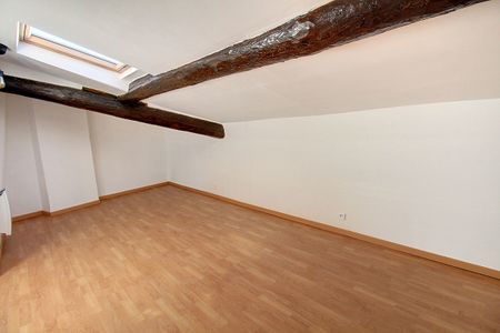 À LOUER - EN EXCLUSIVITÉ A SALERNES - DUPLEX DE 70m² + STUDIO DE 13,48m² - Photo 5