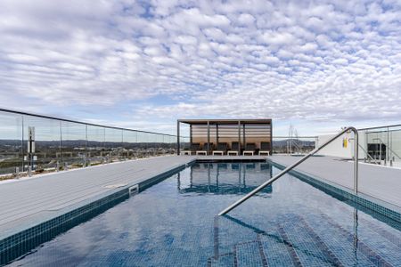 Two bedroom located in the heart of Gungahlin - Photo 5