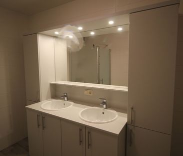 Een appartement op de benedenverdieping met 2 slaapkamers, ruim ter... - Photo 4