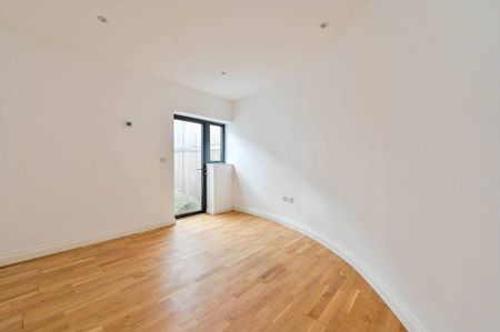 2 bedroom terraced house to rent - Photo 5