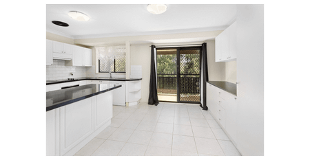 Spacious 5-Bedroom Family Home in Prime Dapto Location - Photo 4