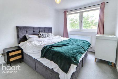 3 bedroom end of terrace house to rent - Photo 5