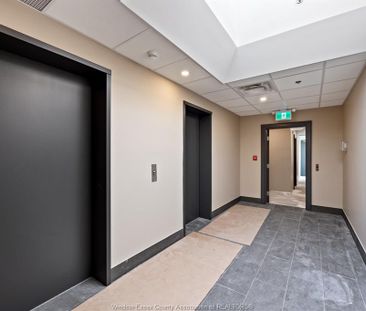 For Lease - 1500 OUELLETTE Unit# 402, Windsor, Ontario - Photo 2