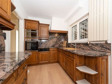 Location Maison 153.4 M² HESINGUE 2 010 € - Photo 4
