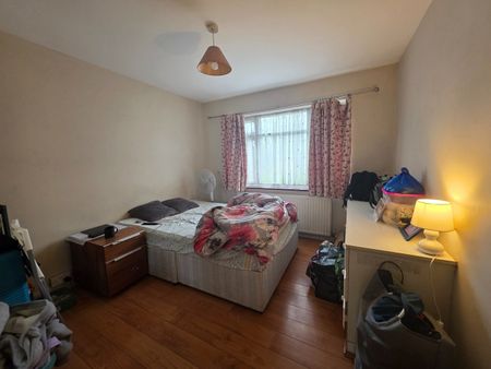 2 Bed Flat, Kenton Lane, HA3 - Photo 3