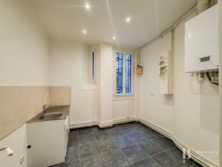 Rental Apartment Paris 17th - Photo 3