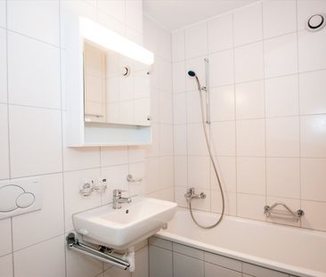 "Zentral beim Bahnhof Solothurn!" - Photo 2