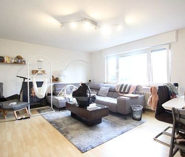 Schöne 2 Zimmer Wohnung mit Balkon und Garage! - Foto 2