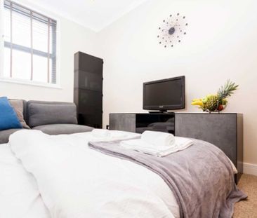 Price £554 pw - Available 25/08/2026 - Furnished - Photo 6