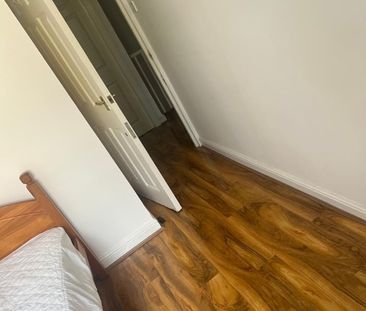Room in a Shared House, Brunswick Quays, SE16 - Photo 2