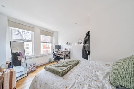 4 bedroom property to rent - Photo 2